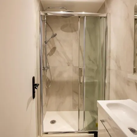 Apartamento Contemporain Republique - Temple 2 *