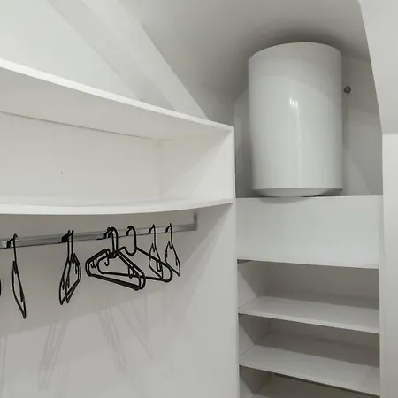 Thebluestay 351 - Superb In Republique Apartament *